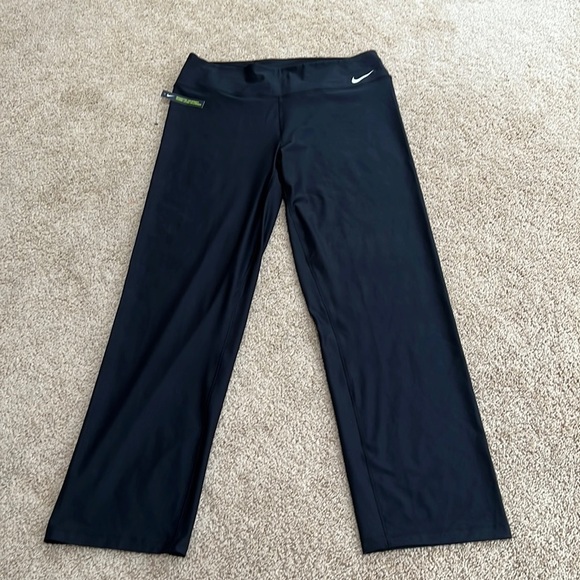 New! NIKE Size 1X black trouser pants designed for high intensity training - Picture 1 of 8